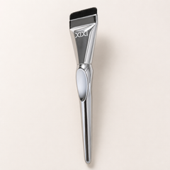 Professional Angled Makeup Brush – Silver