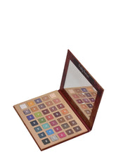 Pretty Woman Eye Shadow Palette 35 colors 2 shades