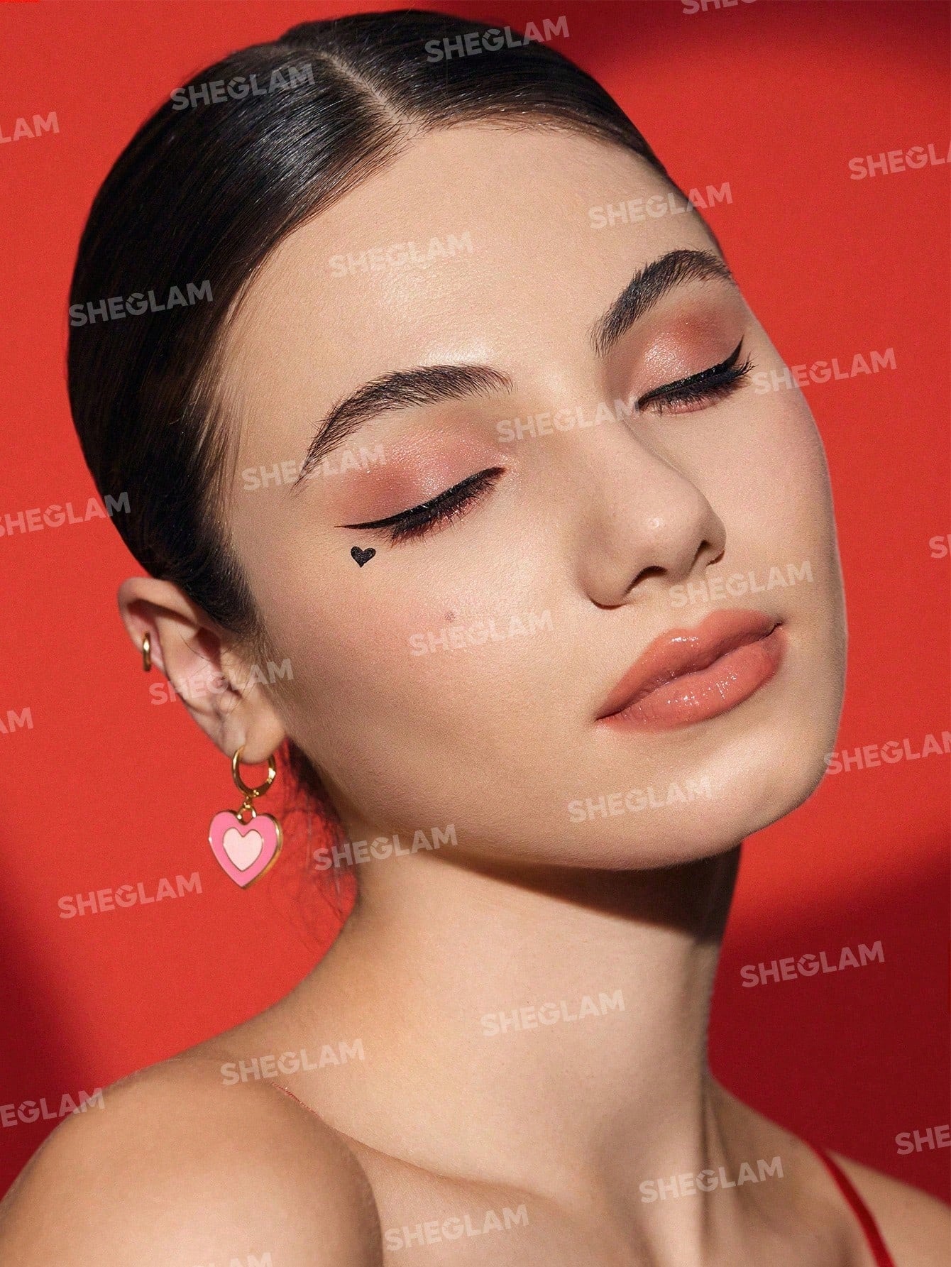 Sheglam 2-in-1 Stamp Heart and Eyeliner