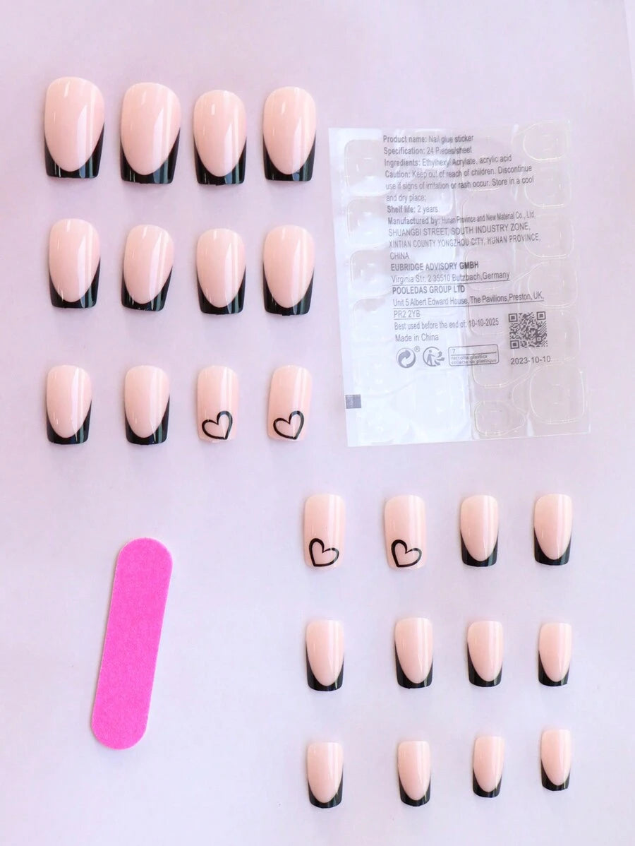 Shein 4 sets of nail art with heart design 96 pieces