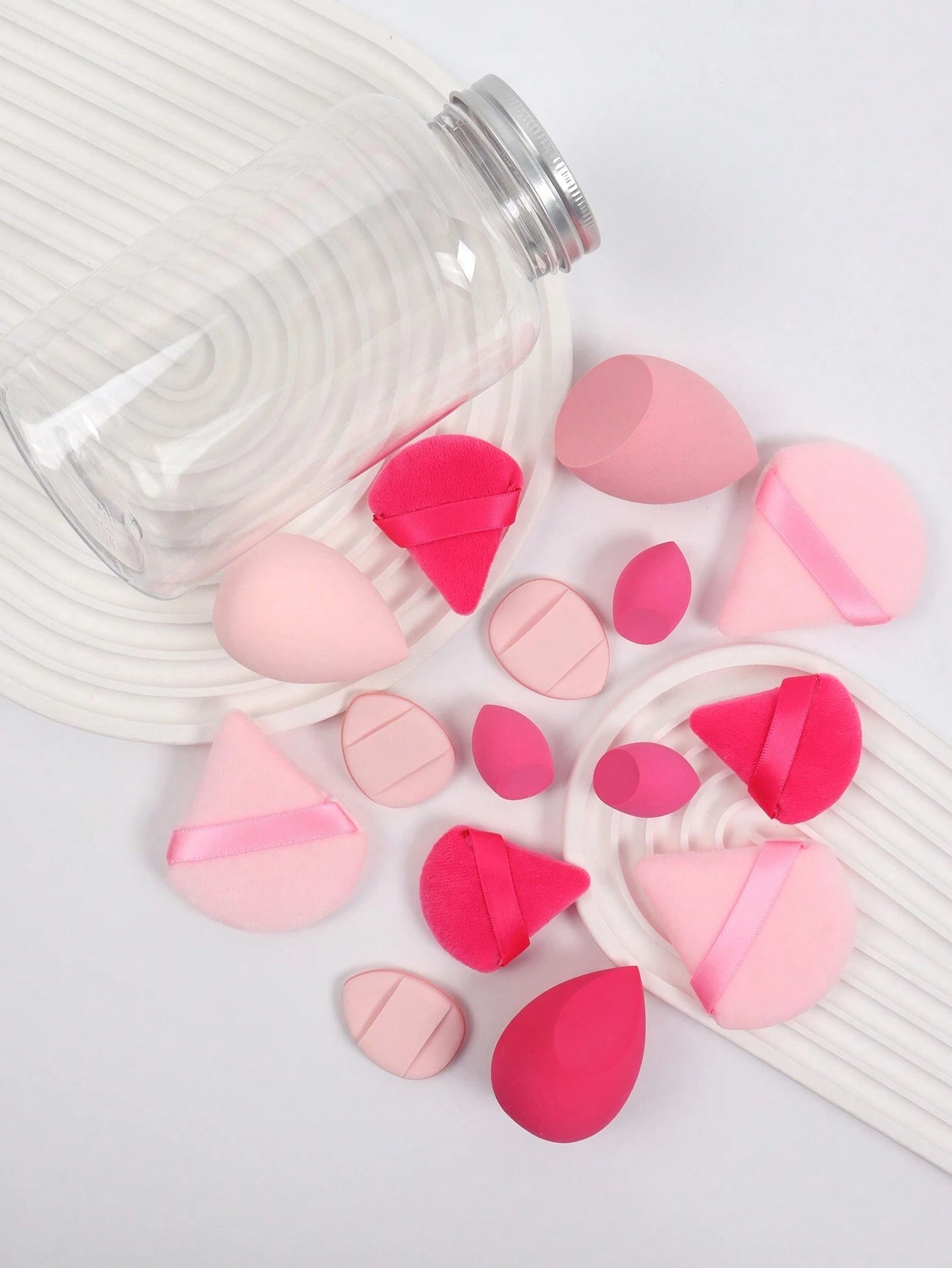 Shein 15Pcs Makeup Sponge Set with Storage Container