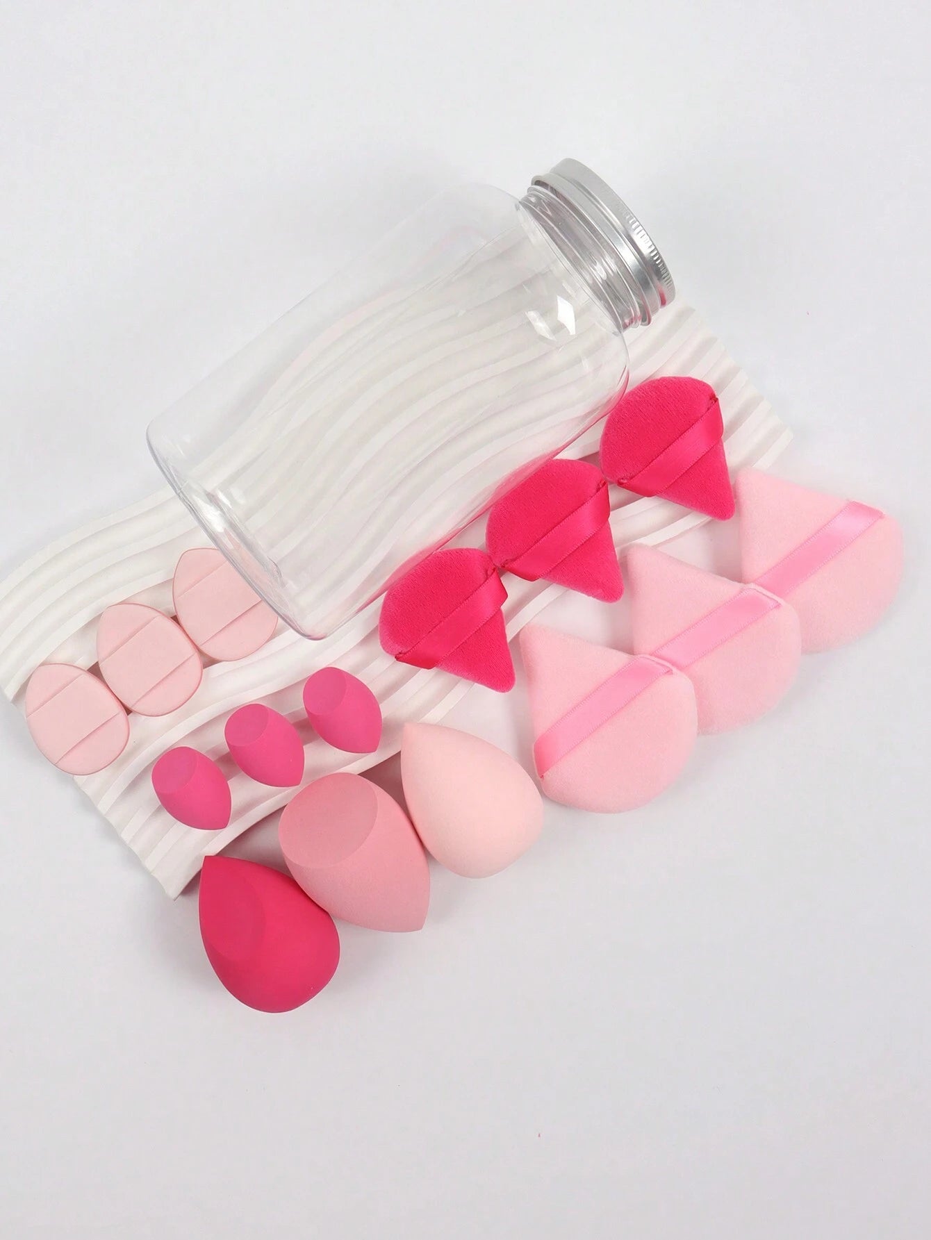 Shein 15Pcs Makeup Sponge Set with Storage Container