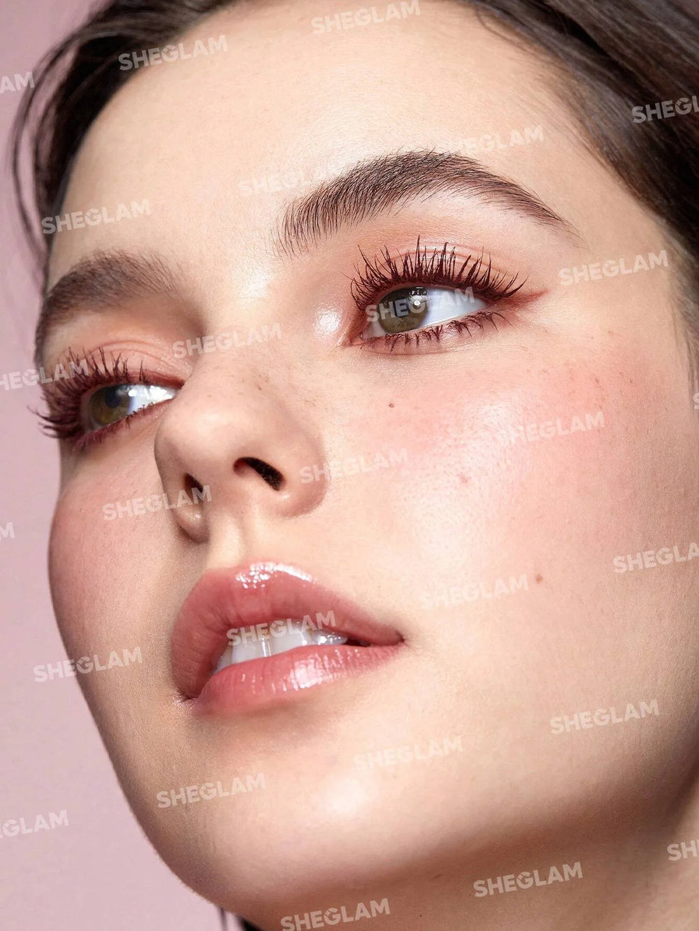 Sheglam All-In-One Volume and Length Mascara-waterproof brugundy