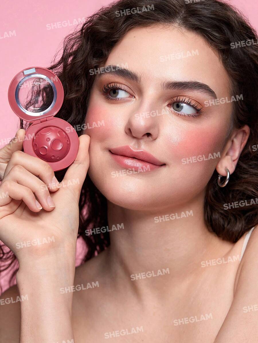 Sheglam Lunar Orbit أحمر خدود كروي