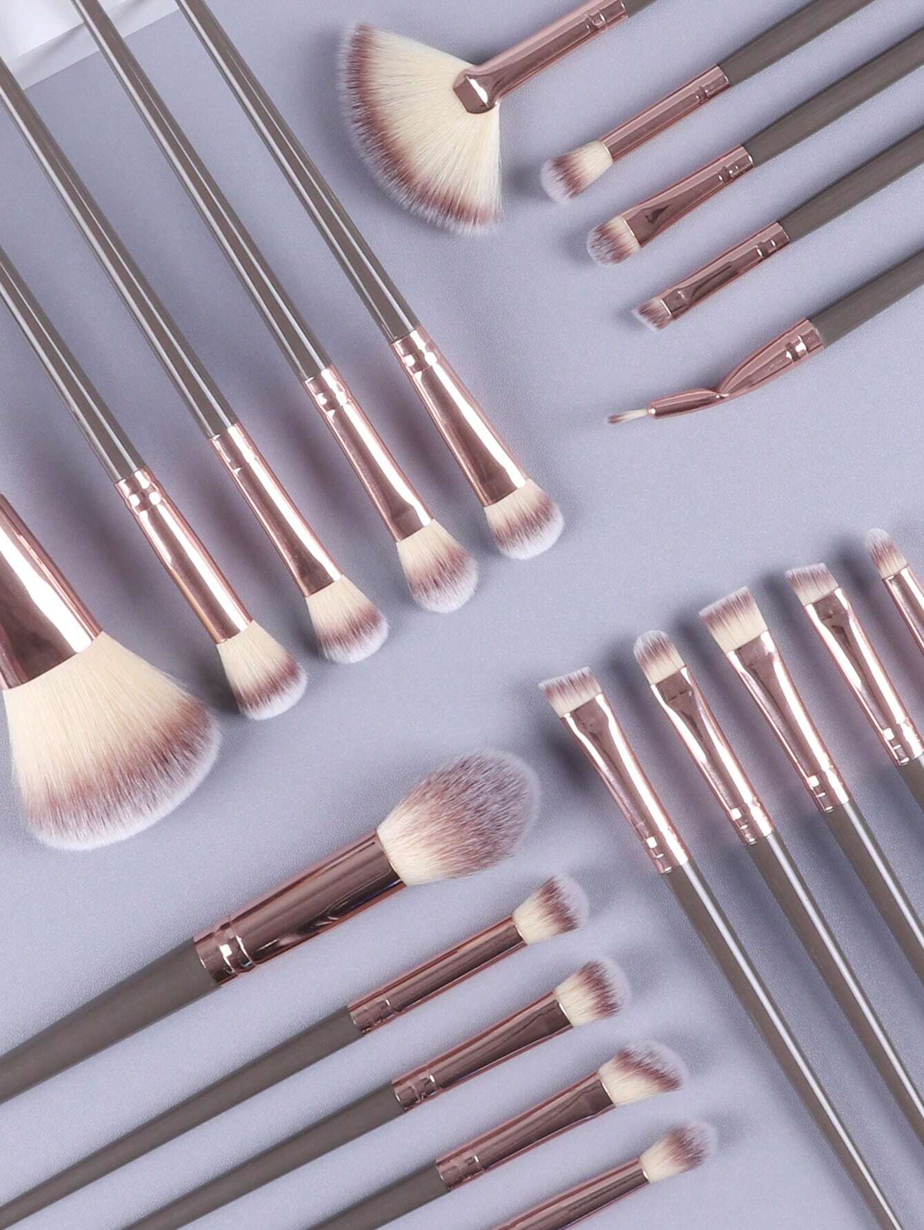 Shein 20Pcs Makeup Brush Set for Beginners
