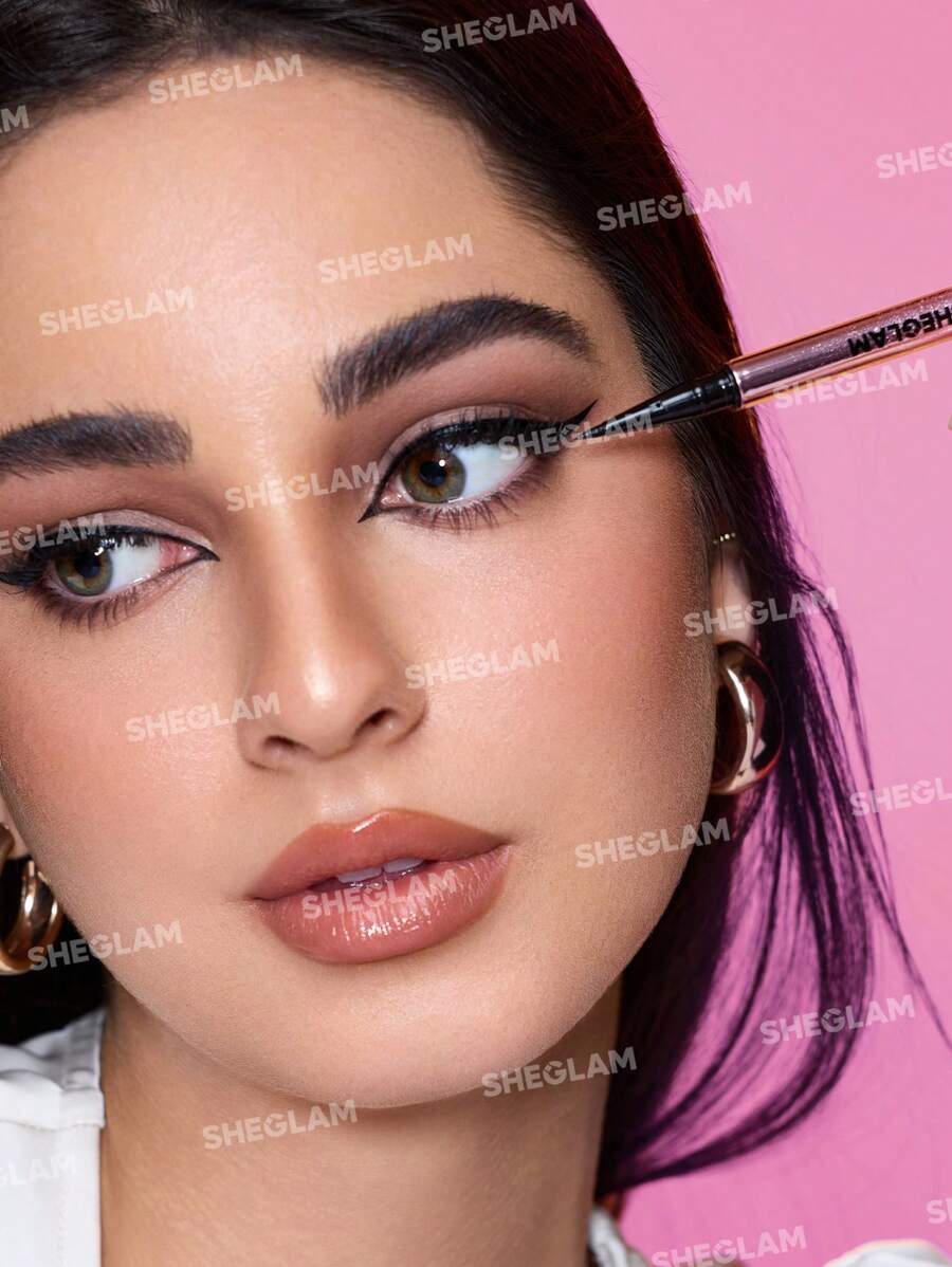 SHEGLAM محدد عيون سائل روزيه لاين اند ديفاين مقاوم للماء-أسود