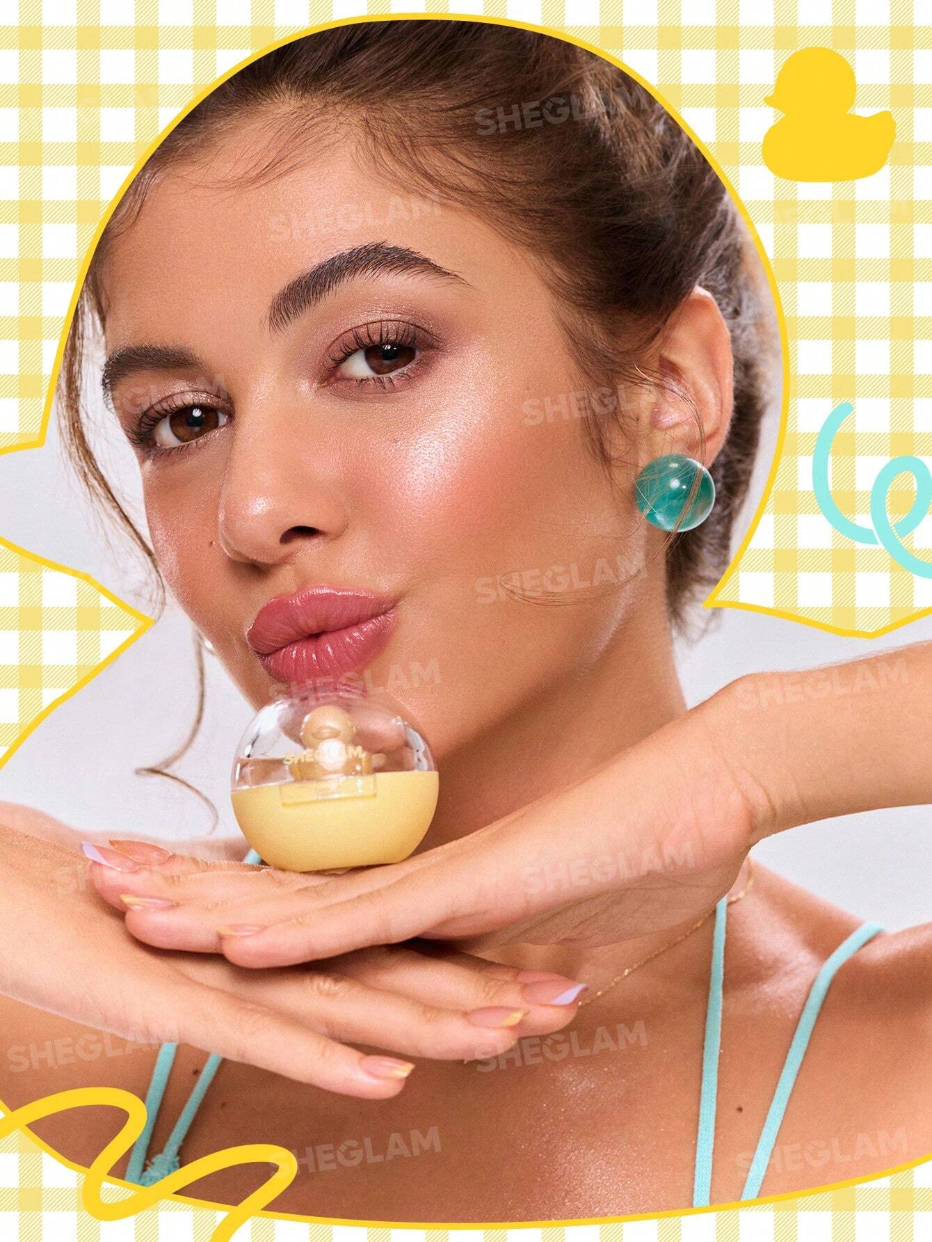 مرطب الشفاه Bubble Kiss من Sheglam + باليت Sparkle Splash + برايمر Foam Cloud + إضاءة هايلايتر + أحمر خدود ستيك