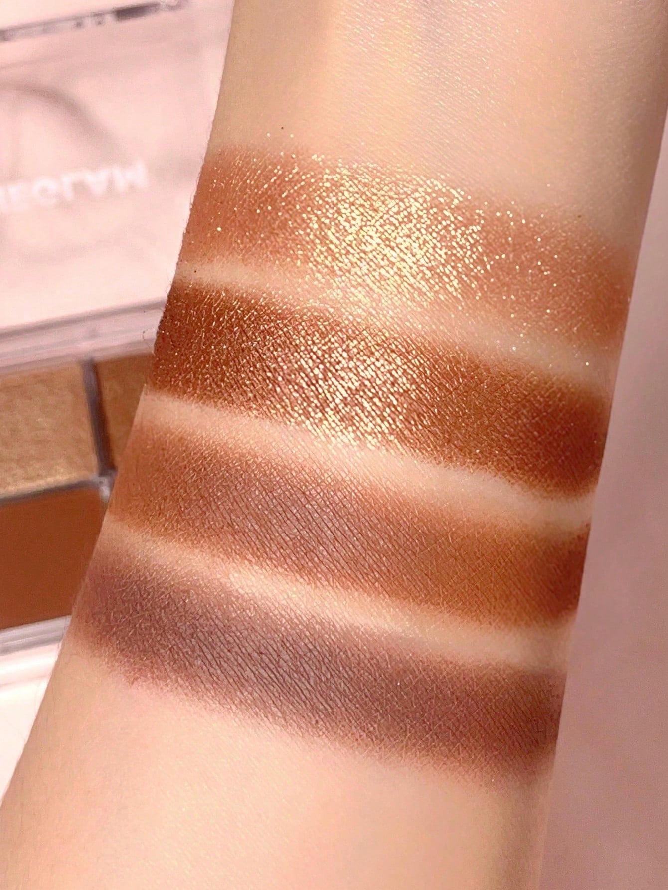 SHEGLAM Cosmic Crystal Eyeshadow Quad