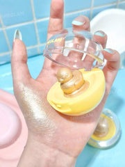 مرطب الشفاه Bubble Kiss من Sheglam + باليت Sparkle Splash + برايمر Foam Cloud + إضاءة هايلايتر + أحمر خدود ستيك