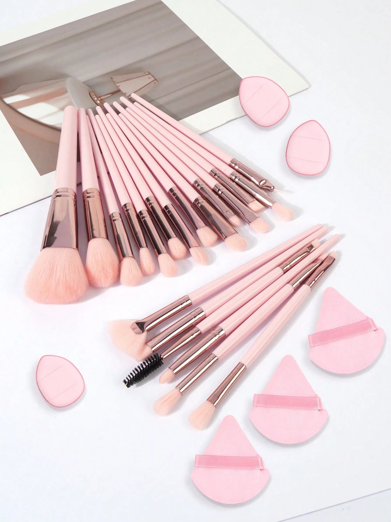 Maange 26Pcs Makeup Kit