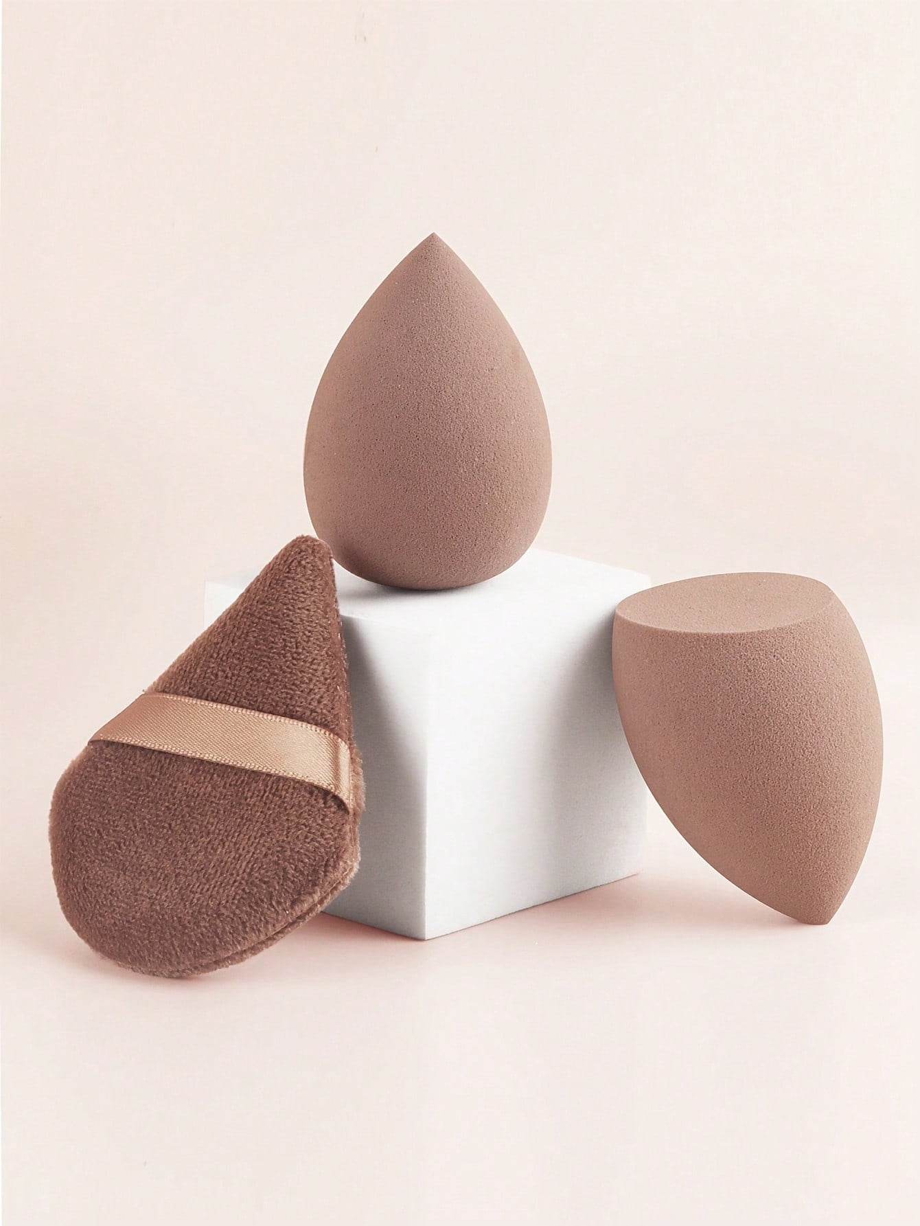 Shein 12Pcs Makeup Brush and 3pcs Sponge