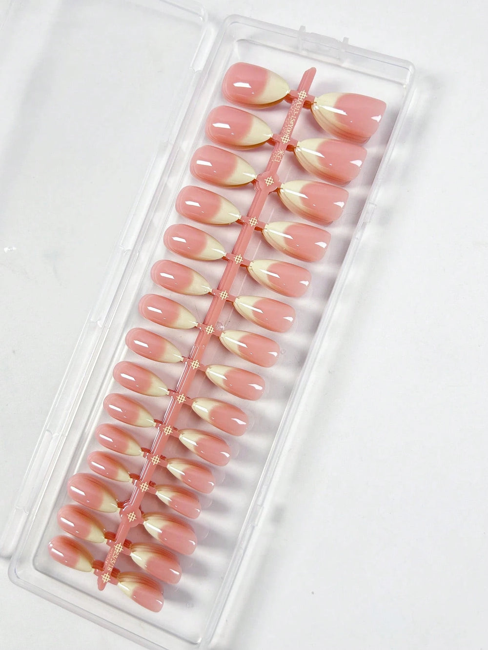 Shein 150pcs Medium Pink Ombre Minimalist Style Fake Nails