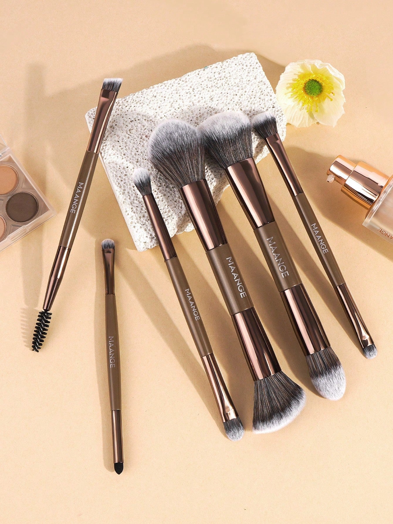 Maange Makeup Brush Set Dark Brown 6Pcs