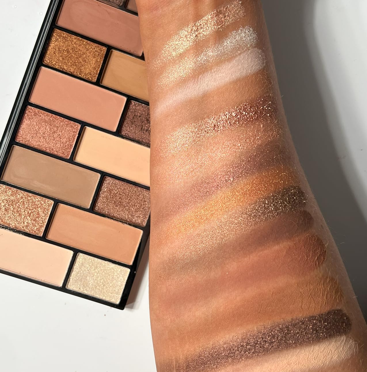 Technic 16 Color Exposed Eyeshadow Palette