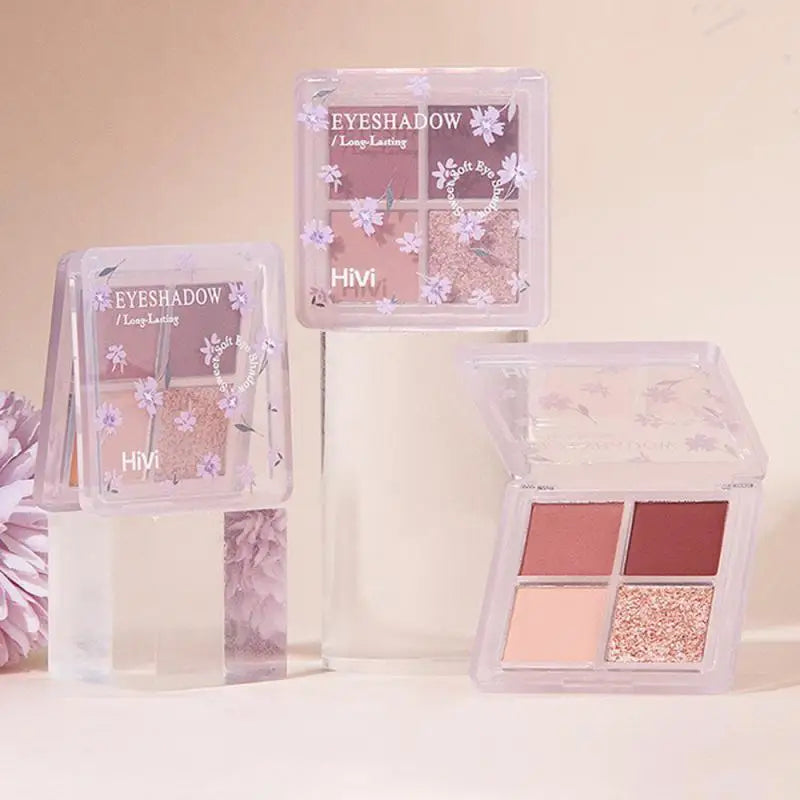 Makeup gift box consisting of 4 lipsticks - concealer - eyebrow pencil - blusher - eye shadows