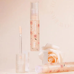 Makeup gift box consisting of 4 lipsticks - concealer - eyebrow pencil - blusher - eye shadows