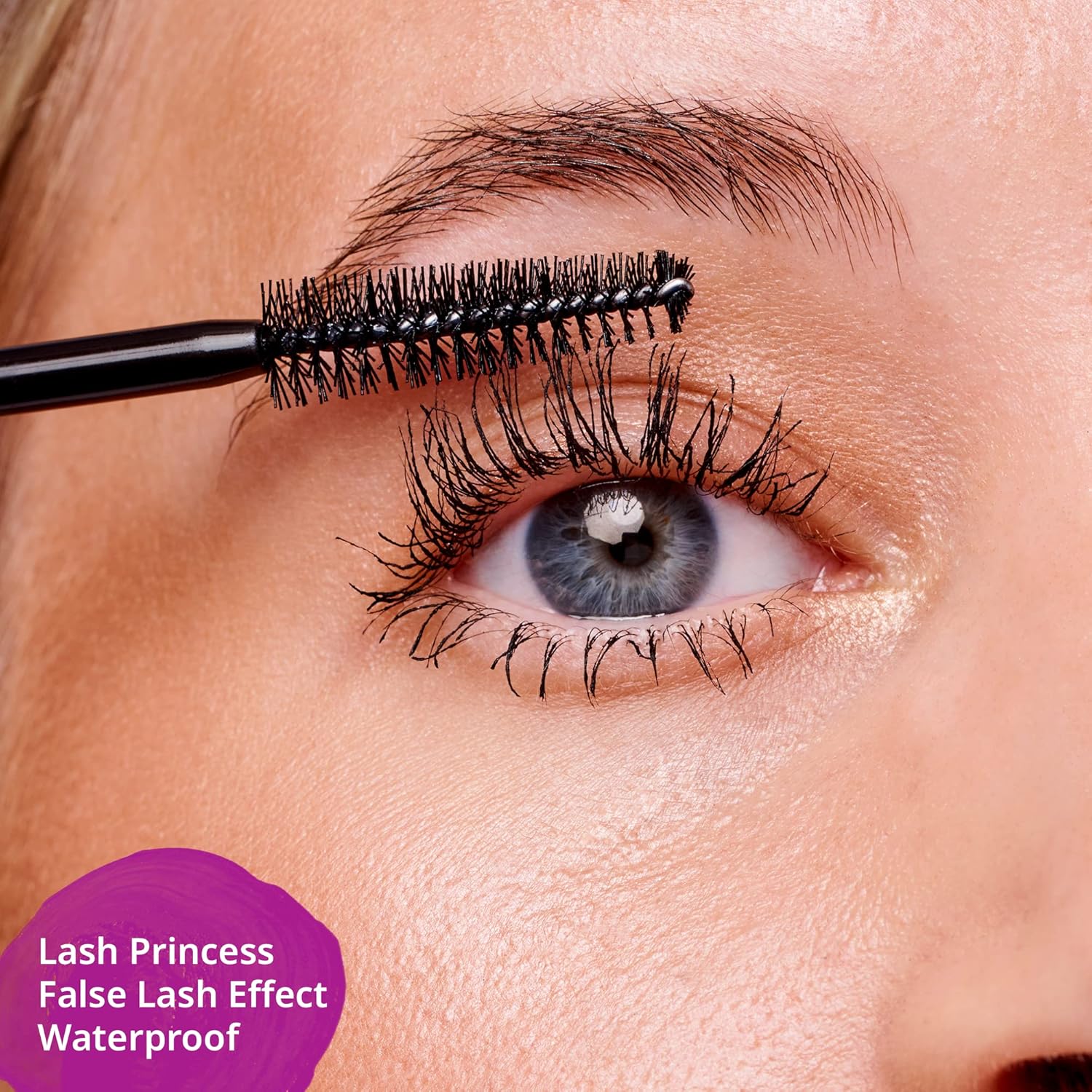 Essence Lash Princess Mascara for false-lash-like lashes waterproof