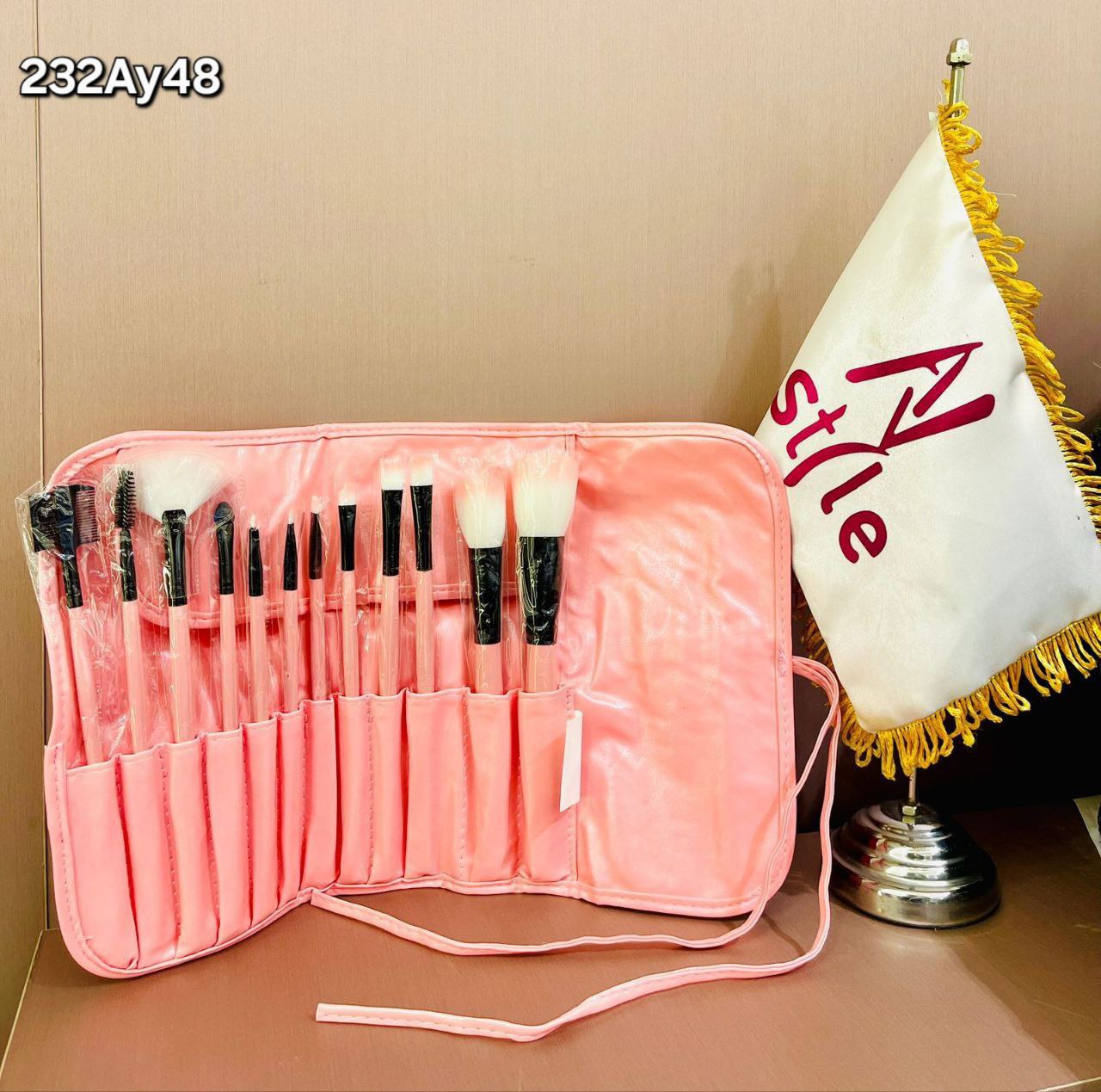 Abou yousef 12 Piece Makeup Brush Set