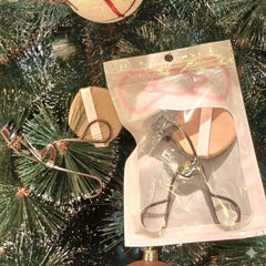 Eyelash Curler + 2 Powder Puff