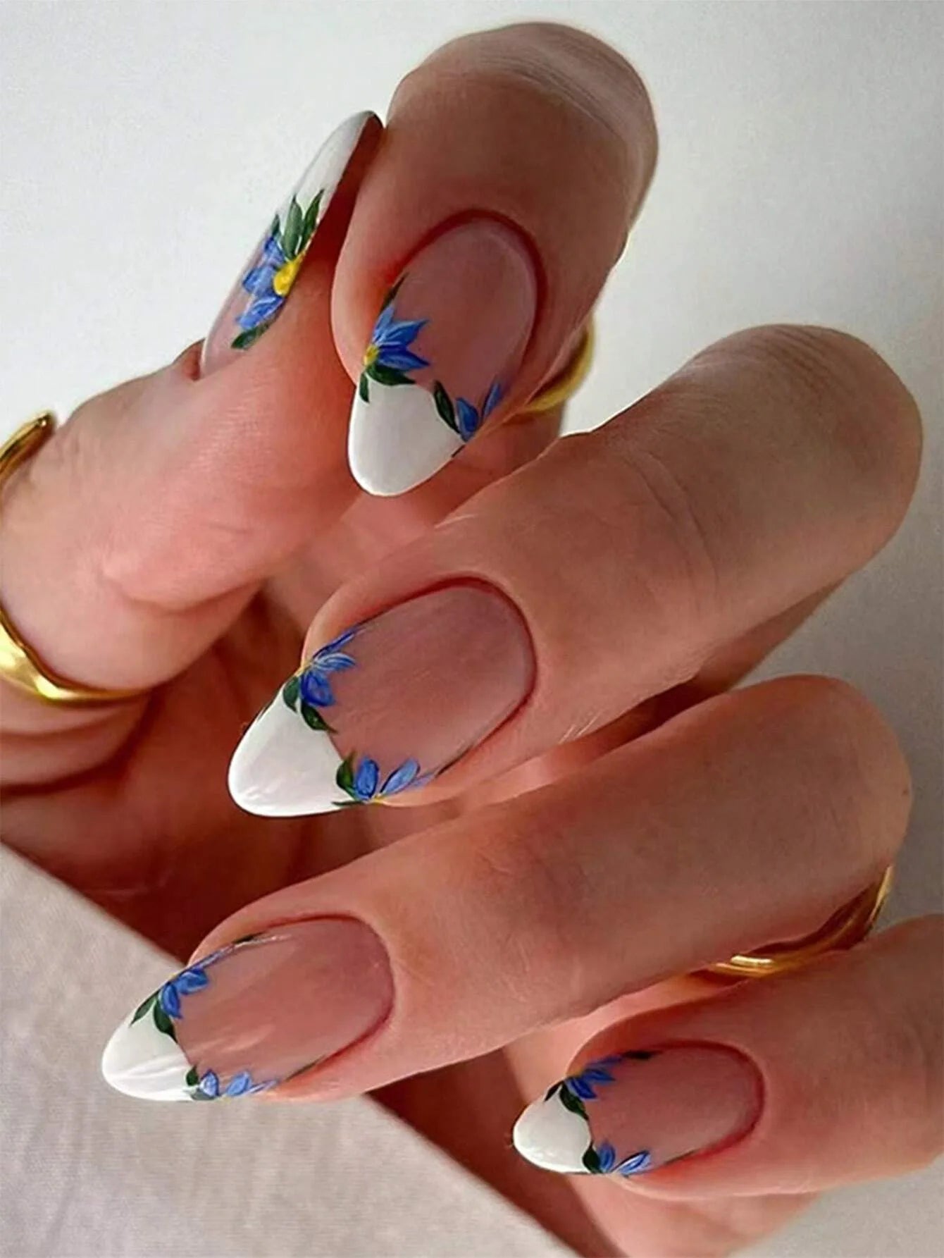 Shein 24pcs Long Almond-Shaped Fake Nails