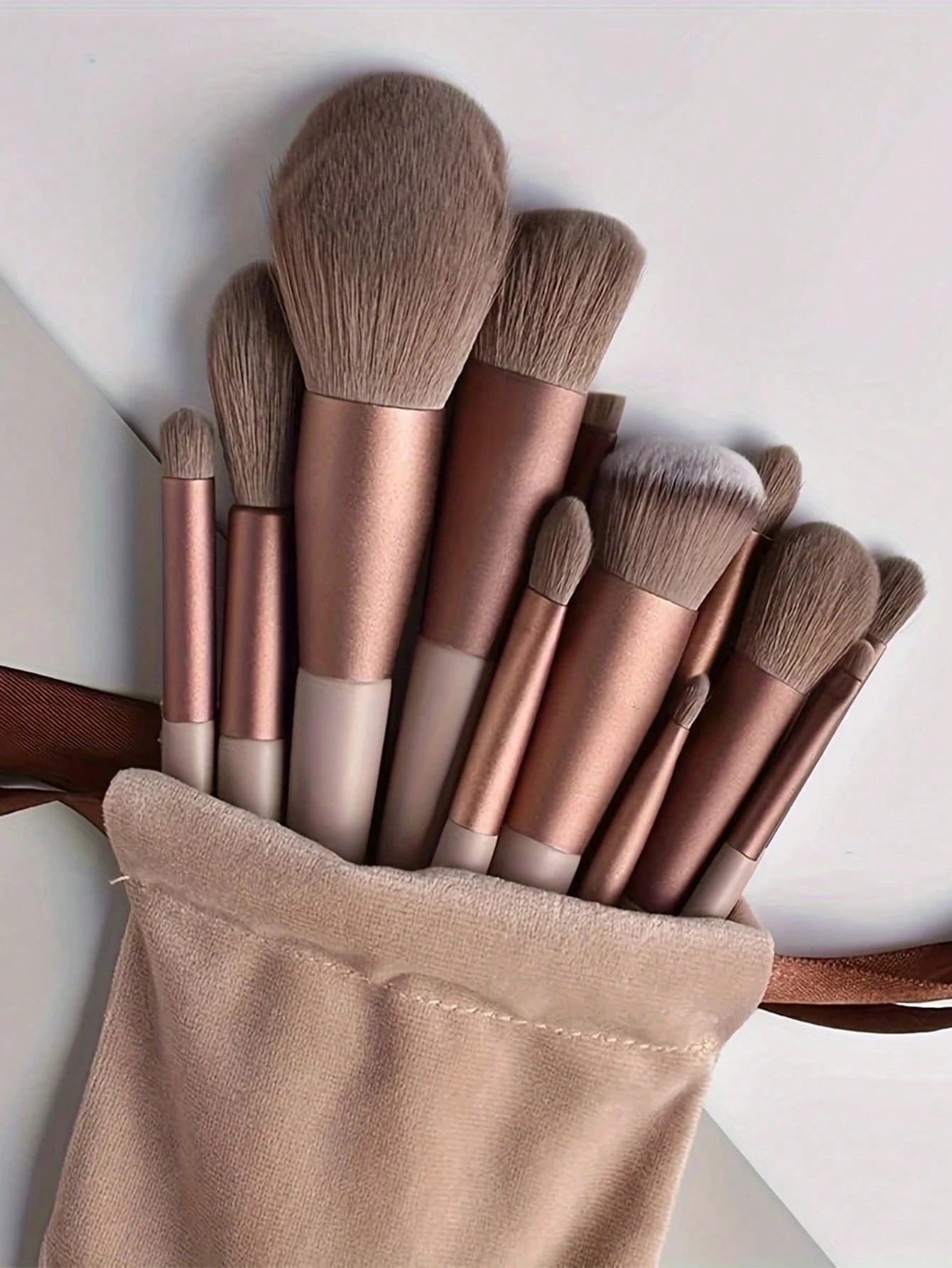 Shein Professional Makeup Brush Set Brown 13Pcs


