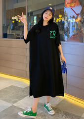 Women's Black Oversized Graphic Maxi T-Shirt Dress