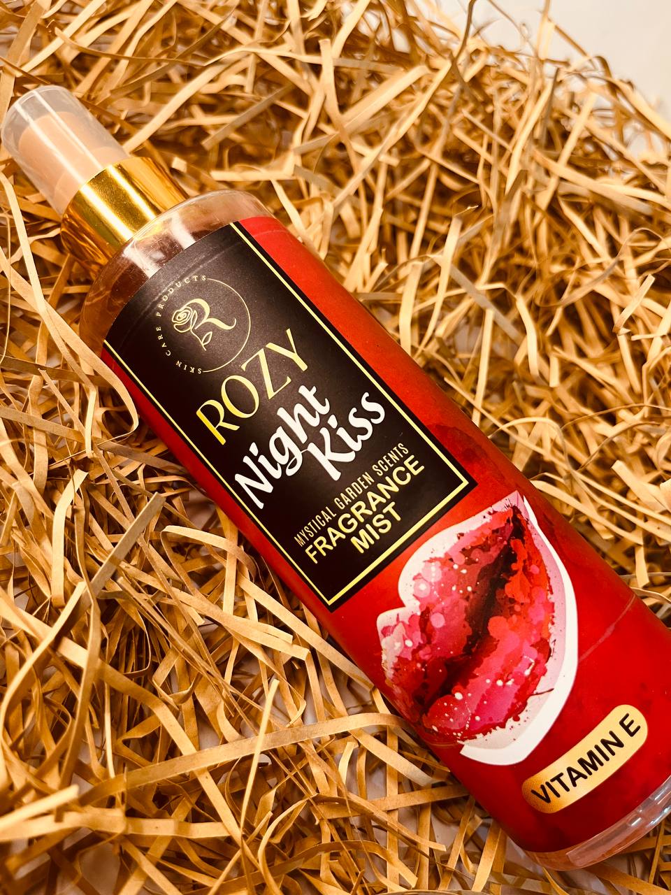 Rozy Night Kiss Body Mist 230 ml