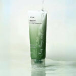 anua-cleanser-heartleaf-quercetinol-pore-deep-cleansing-foam_8809640734427_DarBeauty